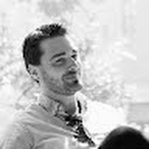 Meet your Posher, Maxwell